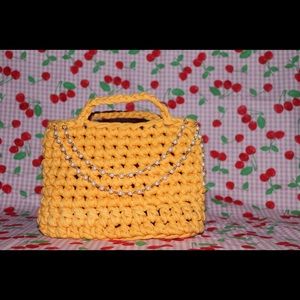 Mini crochet purse with pearls